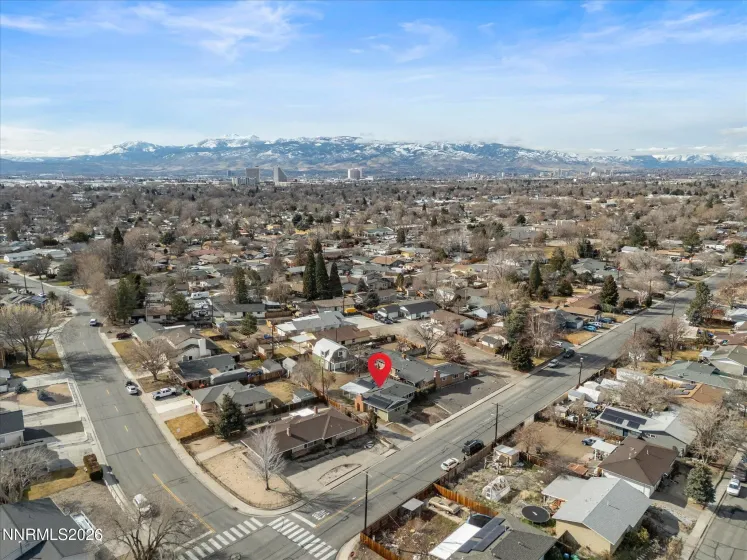 91 York, Sparks, Nevada 89431, 2 Bedrooms Bedrooms, ,2 BathroomsBathrooms,Residential,Residential,York,260001573