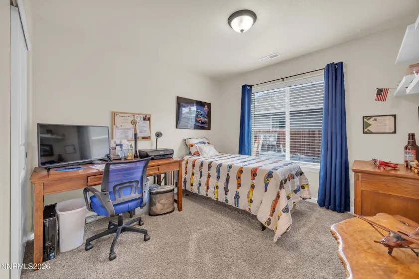 2552 Ladera Dr Bedroom