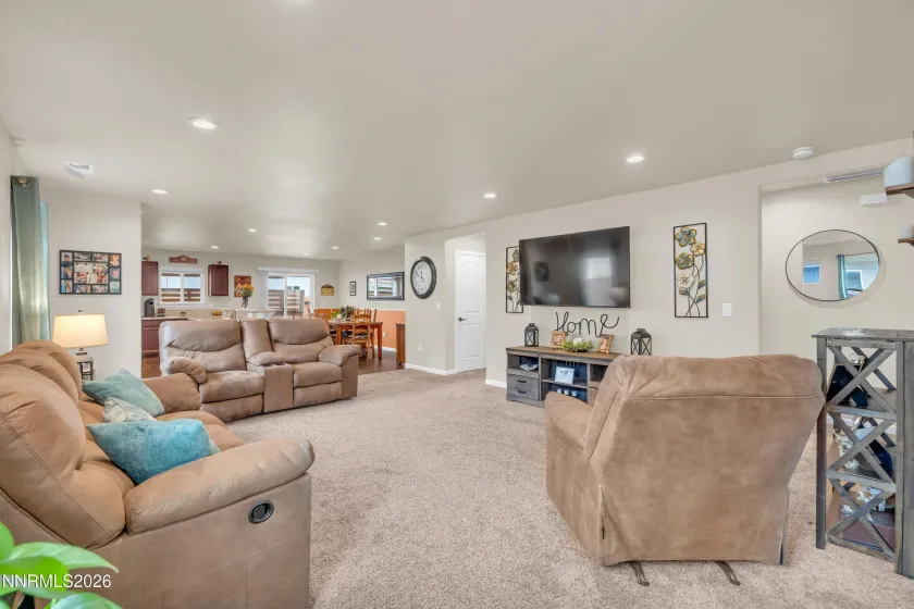 2552 Ladera Dr Living Room