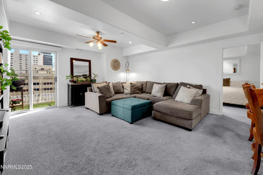 200 2nd, Reno, Nevada 89501, 1 Bedroom Bedrooms, ,1 BathroomBathrooms,Residential,Residential,2nd,260001579