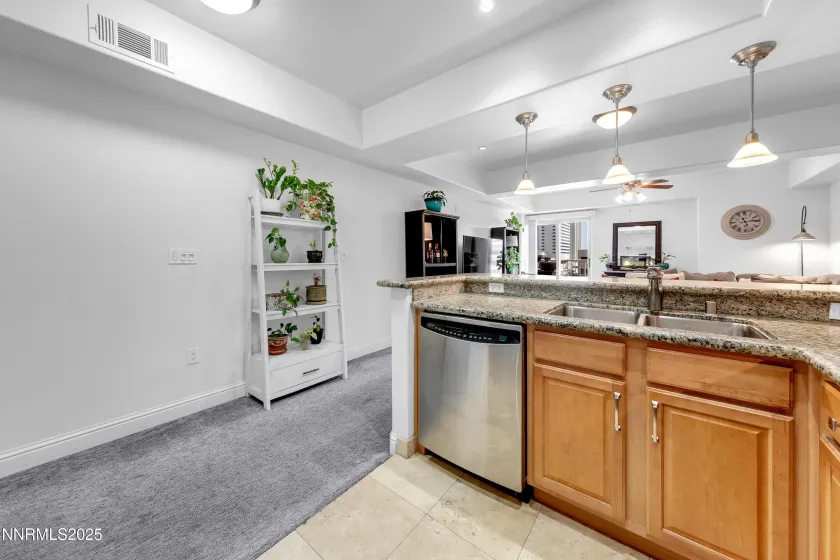 200 2nd, Reno, Nevada 89501, 1 Bedroom Bedrooms, ,1 BathroomBathrooms,Residential,Residential,2nd,260001579