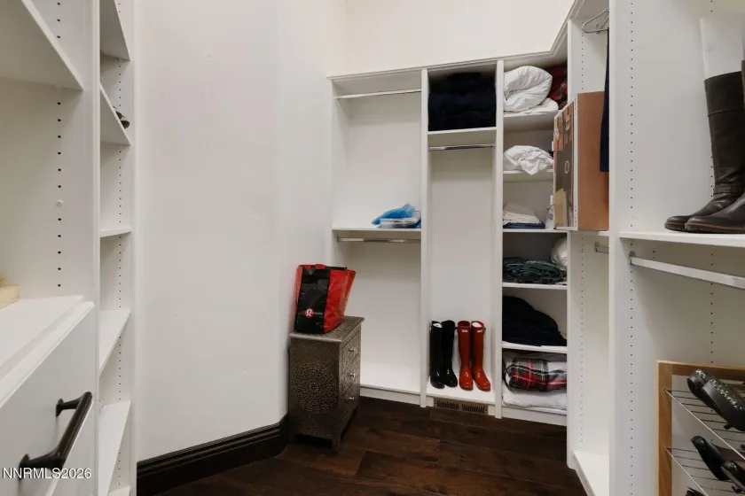 12910 Silver Wolf, Reno, Nevada 89511, 5 Bedrooms Bedrooms, ,5 BathroomsBathrooms,Residential,Residential,Silver Wolf,260001584