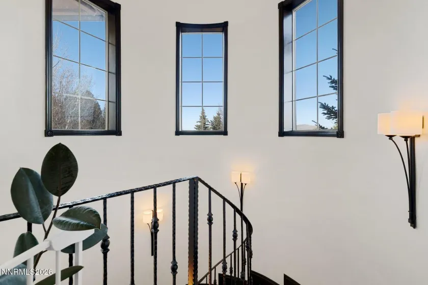 12910 Silver Wolf, Reno, Nevada 89511, 5 Bedrooms Bedrooms, ,5 BathroomsBathrooms,Residential,Residential,Silver Wolf,260001584