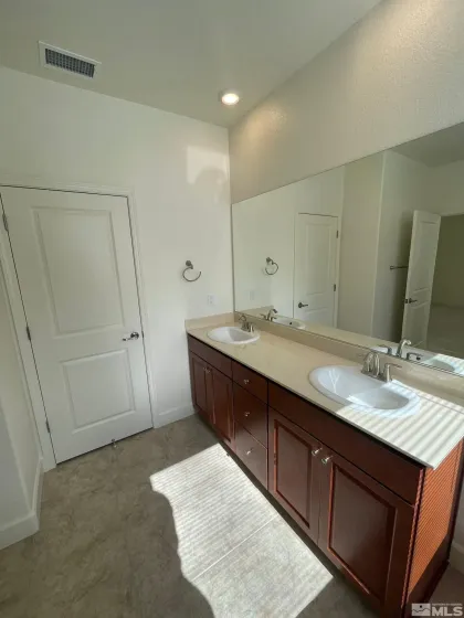 7255 Rutherford, Reno, Nevada 89506, 4 Bedrooms Bedrooms, ,3 BathroomsBathrooms,Residential Lease,Manufactured,Rutherford,260001587