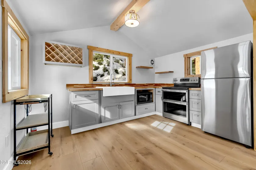 232 Wassou, Crystal Bay, Nevada 89402, 2 Bedrooms Bedrooms, ,2 BathroomsBathrooms,Residential,Residential,Wassou,260001589