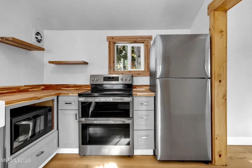 232 Wassou, Crystal Bay, Nevada 89402, 2 Bedrooms Bedrooms, ,2 BathroomsBathrooms,Residential,Residential,Wassou,260001589