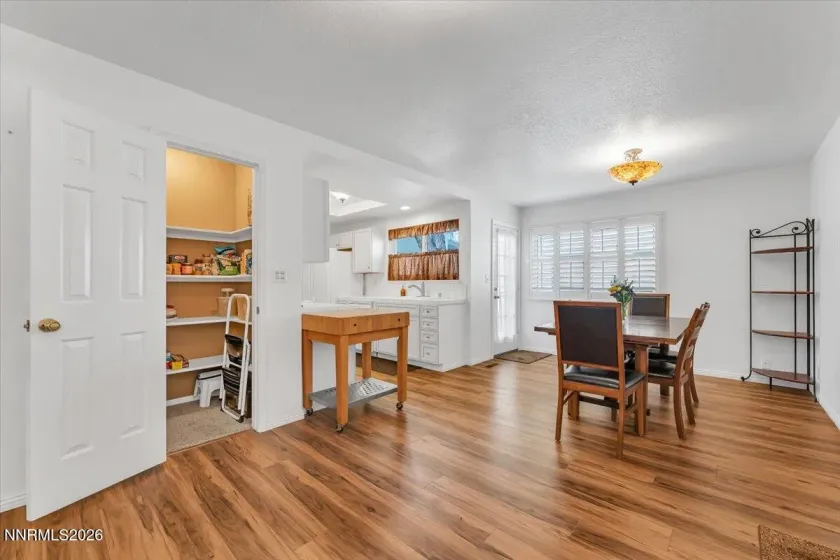 7555 Lighthouse, Reno, Nevada 89511, 3 Bedrooms Bedrooms, ,2 BathroomsBathrooms,Residential,Residential,Lighthouse,260001591