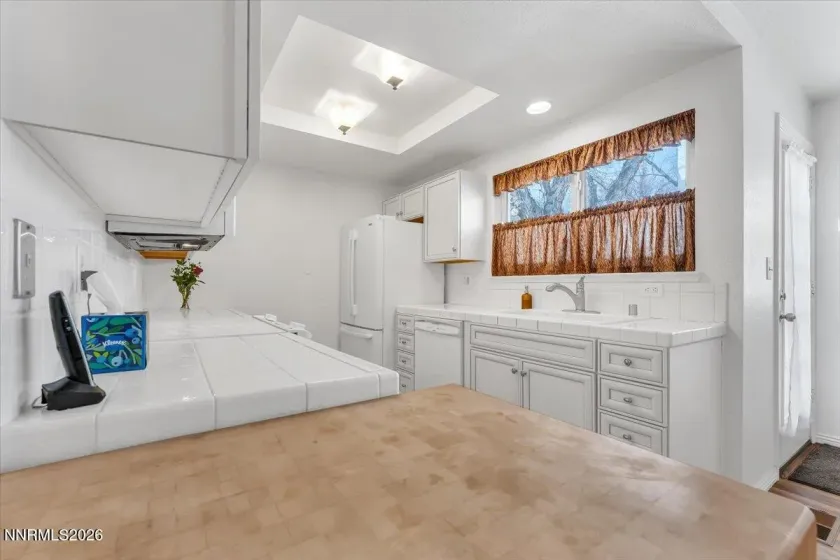 7555 Lighthouse, Reno, Nevada 89511, 3 Bedrooms Bedrooms, ,2 BathroomsBathrooms,Residential,Residential,Lighthouse,260001591