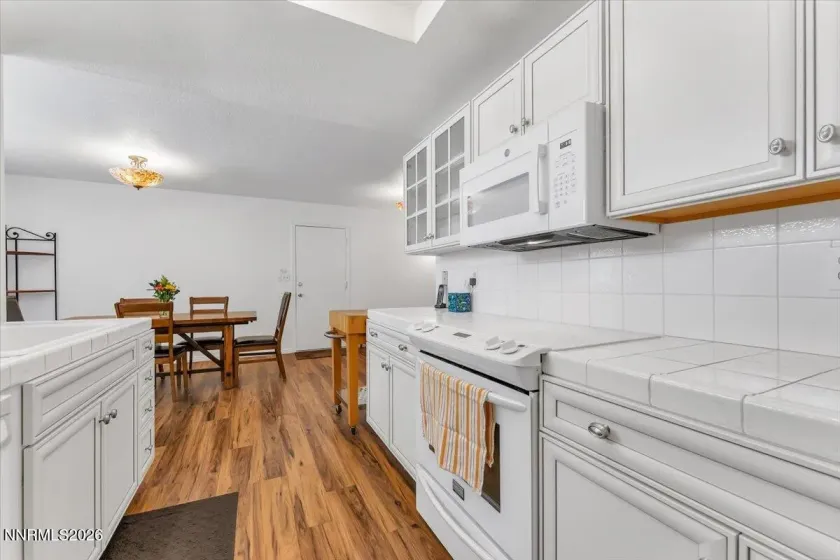 7555 Lighthouse, Reno, Nevada 89511, 3 Bedrooms Bedrooms, ,2 BathroomsBathrooms,Residential,Residential,Lighthouse,260001591