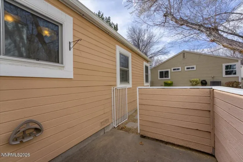 7555 Lighthouse, Reno, Nevada 89511, 3 Bedrooms Bedrooms, ,2 BathroomsBathrooms,Residential,Residential,Lighthouse,260001591