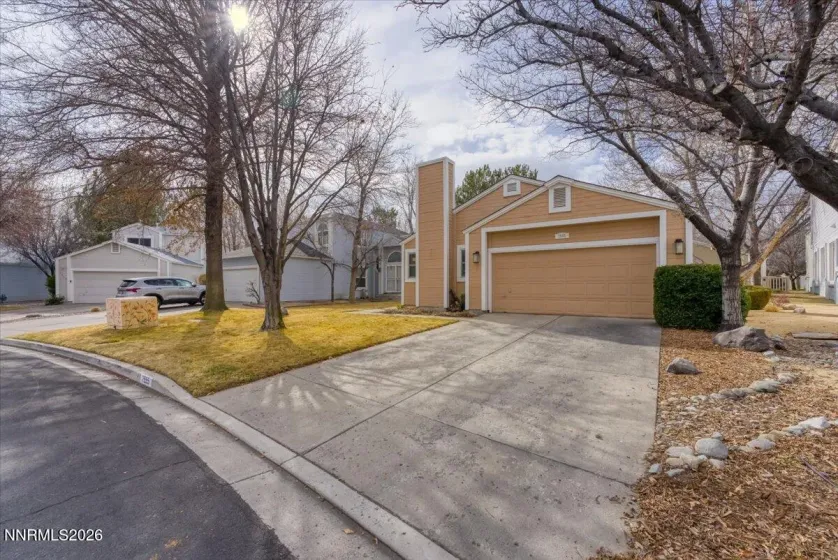 7555 Lighthouse, Reno, Nevada 89511, 3 Bedrooms Bedrooms, ,2 BathroomsBathrooms,Residential,Residential,Lighthouse,260001591