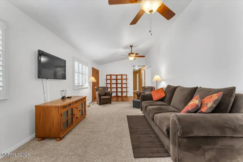 7555 Lighthouse, Reno, Nevada 89511, 3 Bedrooms Bedrooms, ,2 BathroomsBathrooms,Residential,Residential,Lighthouse,260001591