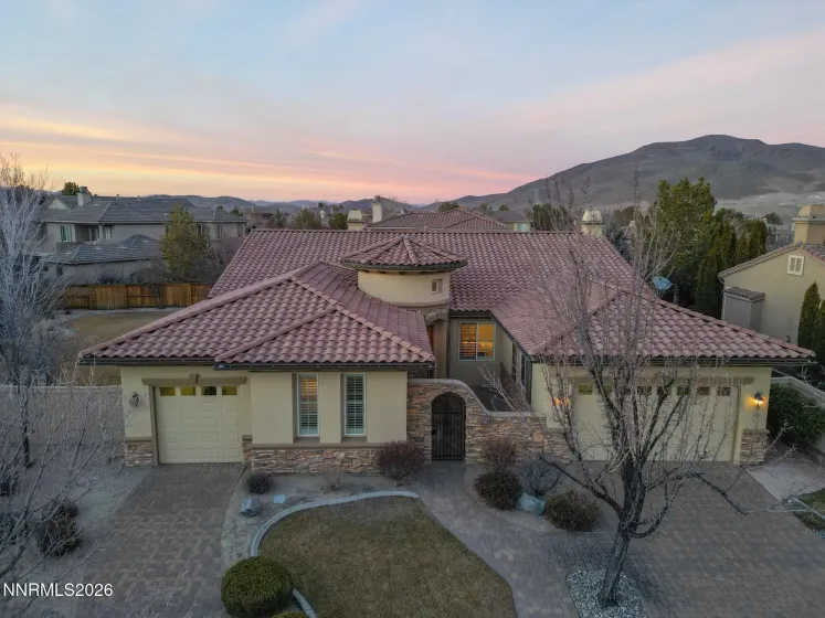 2655 Friesian, Reno, Nevada 89521, 3 Bedrooms Bedrooms, ,4 BathroomsBathrooms,Residential,Residential,Friesian,260001593