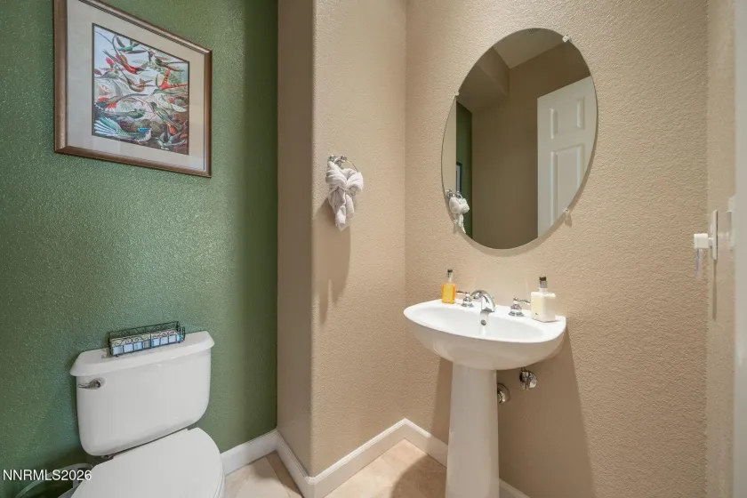 2655 Friesian, Reno, Nevada 89521, 3 Bedrooms Bedrooms, ,4 BathroomsBathrooms,Residential,Residential,Friesian,260001593