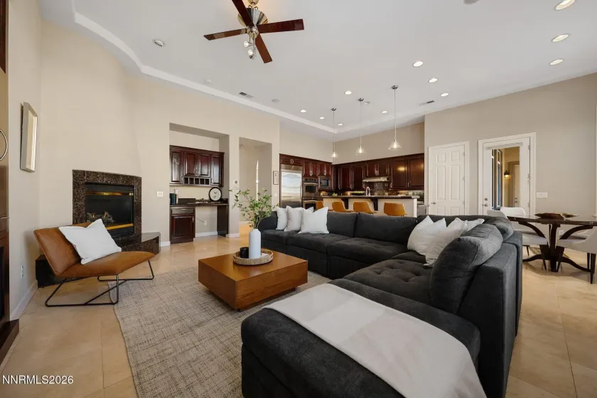 2655 Friesian, Reno, Nevada 89521, 3 Bedrooms Bedrooms, ,4 BathroomsBathrooms,Residential,Residential,Friesian,260001593