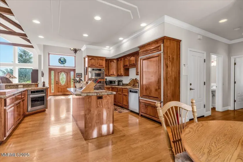 1272 Kingsbury Grade, Gardnerville, Nevada 89460, 3 Bedrooms Bedrooms, ,3 BathroomsBathrooms,Residential,Residential,Kingsbury Grade,250053455