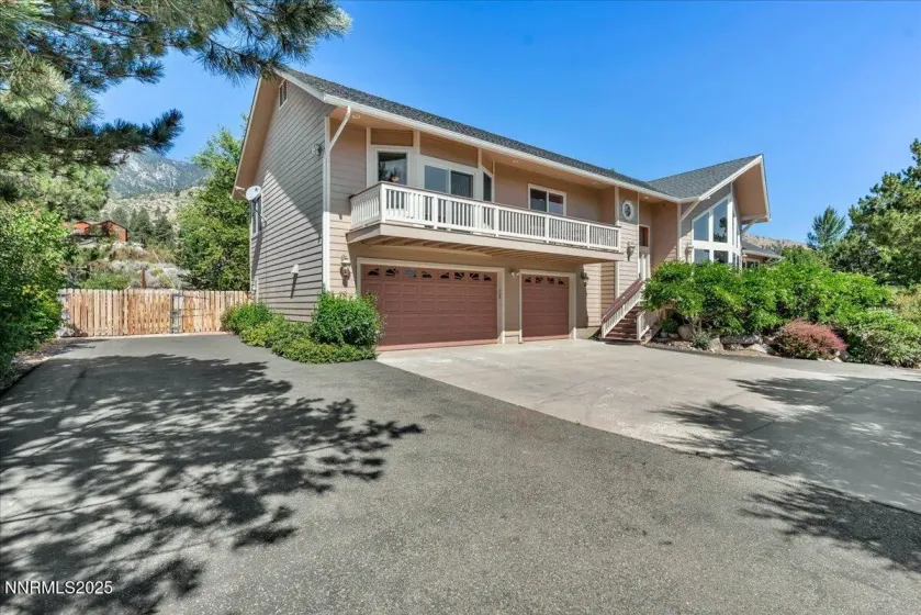 1272 Kingsbury Grade, Gardnerville, Nevada 89460, 3 Bedrooms Bedrooms, ,3 BathroomsBathrooms,Residential,Residential,Kingsbury Grade,250053455