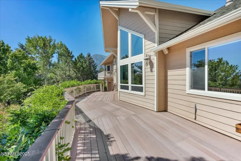 1272 Kingsbury Grade, Gardnerville, Nevada 89460, 3 Bedrooms Bedrooms, ,3 BathroomsBathrooms,Residential,Residential,Kingsbury Grade,250053455