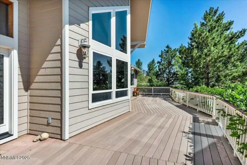 1272 Kingsbury Grade, Gardnerville, Nevada 89460, 3 Bedrooms Bedrooms, ,3 BathroomsBathrooms,Residential,Residential,Kingsbury Grade,250053455