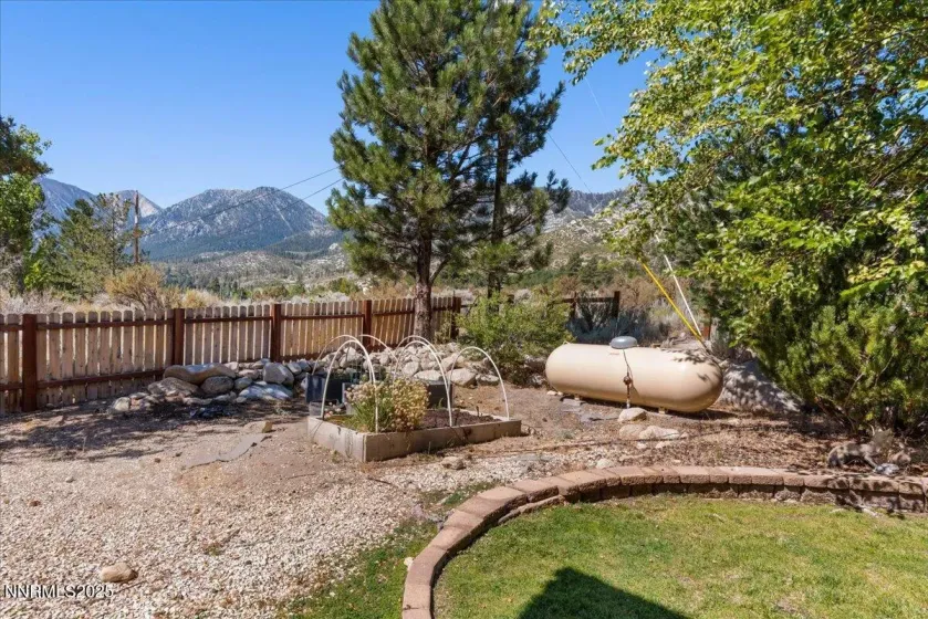 1272 Kingsbury Grade, Gardnerville, Nevada 89460, 3 Bedrooms Bedrooms, ,3 BathroomsBathrooms,Residential,Residential,Kingsbury Grade,250053455