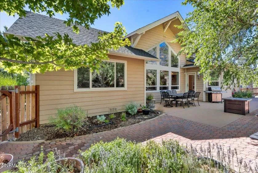 1272 Kingsbury Grade, Gardnerville, Nevada 89460, 3 Bedrooms Bedrooms, ,3 BathroomsBathrooms,Residential,Residential,Kingsbury Grade,250053455