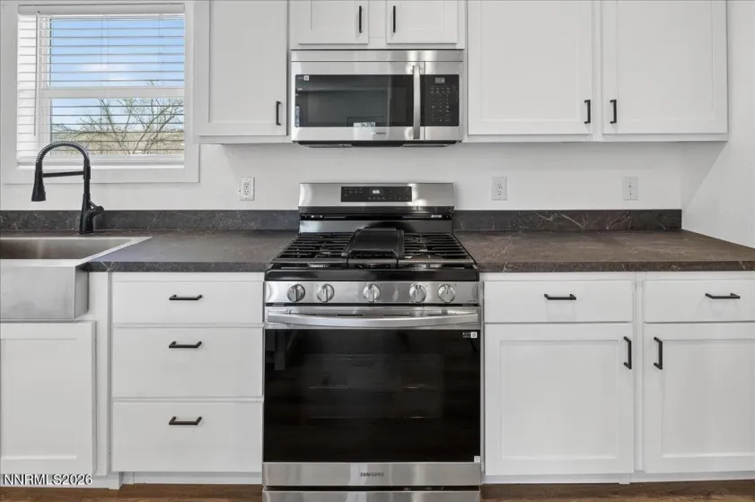 520 2nd, Sun Valley, Nevada 89433, 4 Bedrooms Bedrooms, ,3 BathroomsBathrooms,Residential,Residential,2nd,260001595