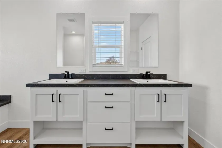 520 2nd, Sun Valley, Nevada 89433, 4 Bedrooms Bedrooms, ,3 BathroomsBathrooms,Residential,Residential,2nd,260001595