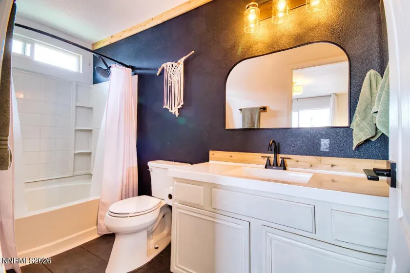 17670 Yearling, Reno, Nevada 89508, 3 Bedrooms Bedrooms, ,2 BathroomsBathrooms,Residential,Residential,Yearling,260001596