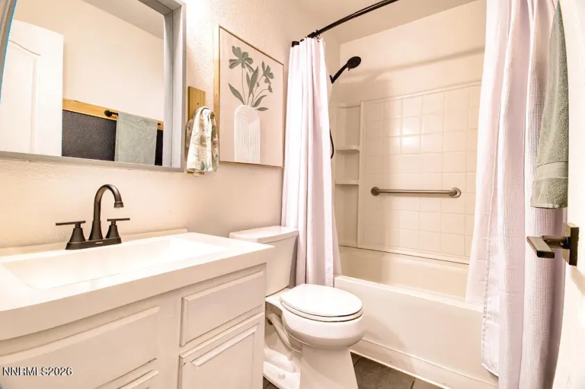 17670 Yearling, Reno, Nevada 89508, 3 Bedrooms Bedrooms, ,2 BathroomsBathrooms,Residential,Residential,Yearling,260001596