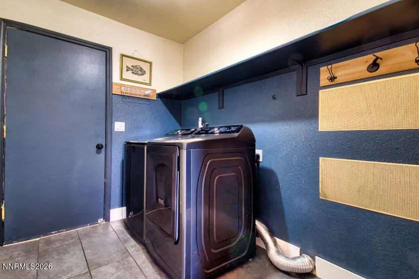 17670 Yearling, Reno, Nevada 89508, 3 Bedrooms Bedrooms, ,2 BathroomsBathrooms,Residential,Residential,Yearling,260001596