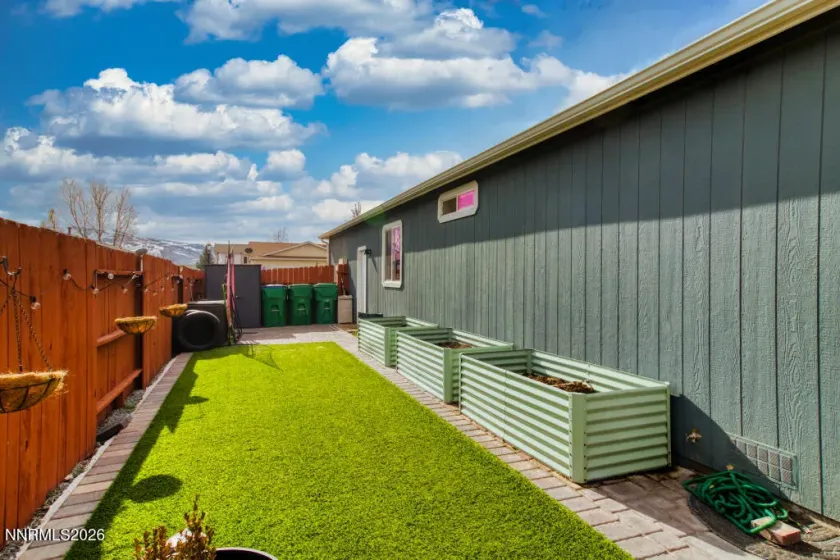 17670 Yearling, Reno, Nevada 89508, 3 Bedrooms Bedrooms, ,2 BathroomsBathrooms,Residential,Residential,Yearling,260001596