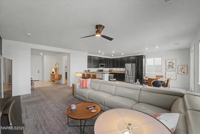 6997 Spencer Ridge, Sparks, Nevada 89436, 4 Bedrooms Bedrooms, ,2 BathroomsBathrooms,Residential,Residential,Spencer Ridge,260001602