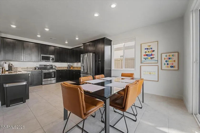 6997 Spencer Ridge, Sparks, Nevada 89436, 4 Bedrooms Bedrooms, ,2 BathroomsBathrooms,Residential,Residential,Spencer Ridge,260001602