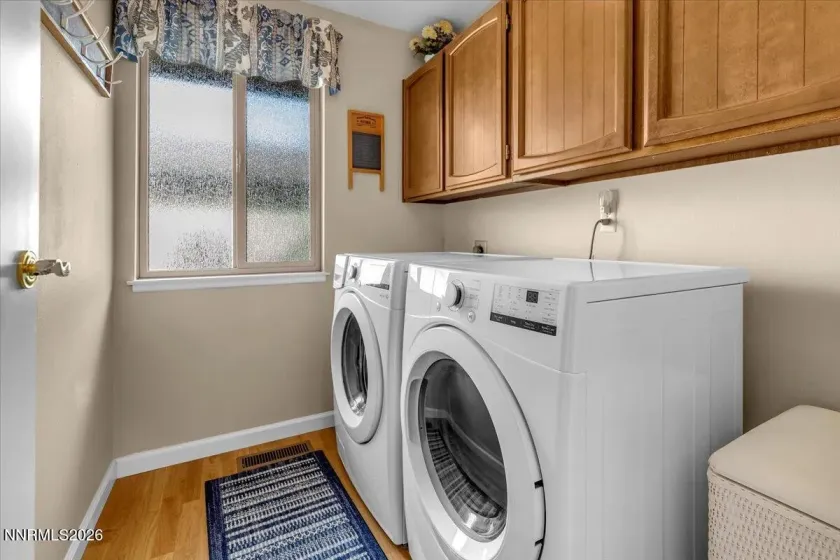 1456 Eastwood, Reno, Nevada 89509, 4 Bedrooms Bedrooms, ,2 BathroomsBathrooms,Residential,Residential,Eastwood,260001605