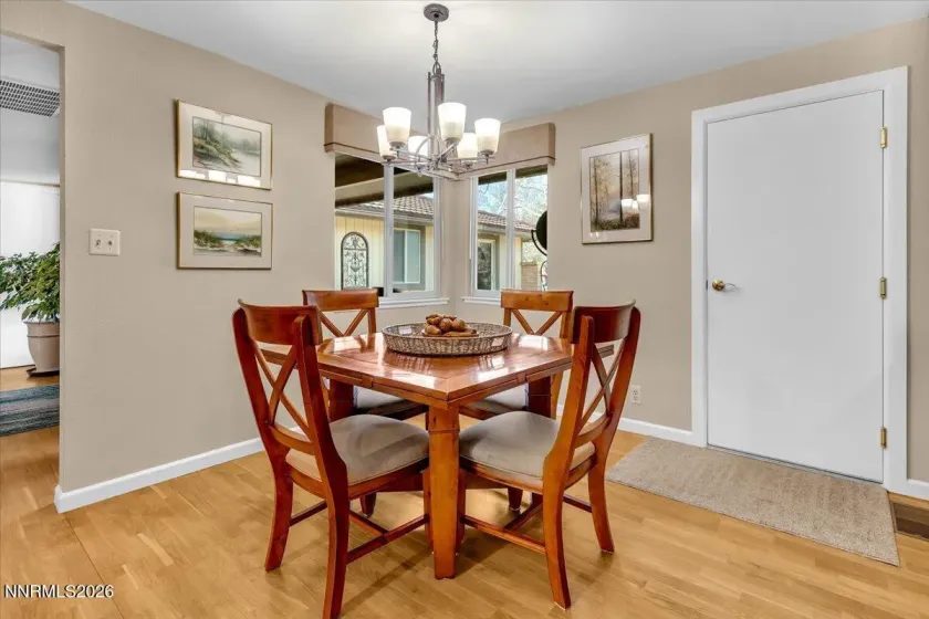 1456 Eastwood, Reno, Nevada 89509, 4 Bedrooms Bedrooms, ,2 BathroomsBathrooms,Residential,Residential,Eastwood,260001605