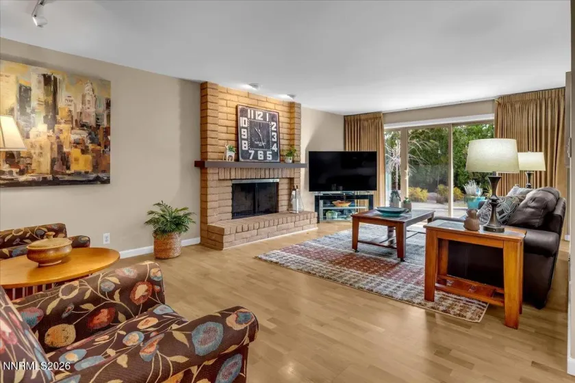 1456 Eastwood, Reno, Nevada 89509, 4 Bedrooms Bedrooms, ,2 BathroomsBathrooms,Residential,Residential,Eastwood,260001605