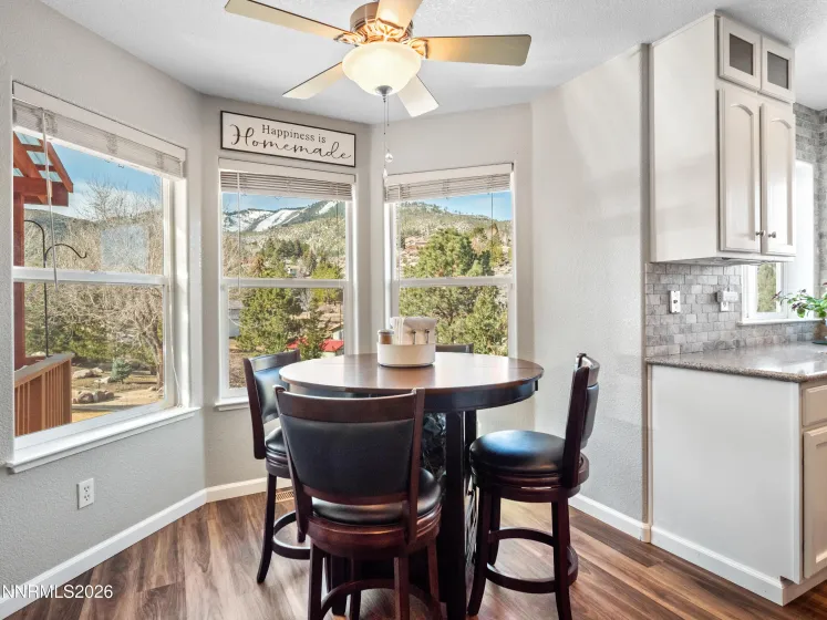 3628 Lakeview, Carson City, Nevada 89703, 4 Bedrooms Bedrooms, ,3 BathroomsBathrooms,Residential,Residential,Lakeview,260001608