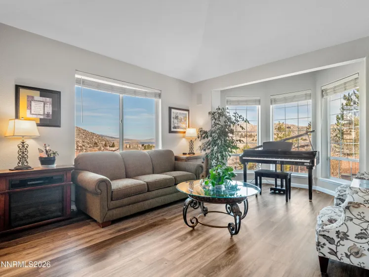 3628 Lakeview, Carson City, Nevada 89703, 4 Bedrooms Bedrooms, ,3 BathroomsBathrooms,Residential,Residential,Lakeview,260001608