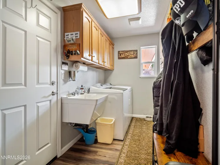 3628 Lakeview, Carson City, Nevada 89703, 4 Bedrooms Bedrooms, ,3 BathroomsBathrooms,Residential,Residential,Lakeview,260001608