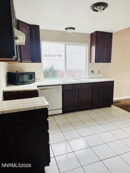 889 Glen Molly, Sparks, Nevada 89434, 4 Bedrooms Bedrooms, ,2 BathroomsBathrooms,Residential,Residential,Glen Molly,260001610