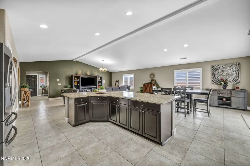 7717 Sonic, Sparks, Nevada 89436, 4 Bedrooms Bedrooms, ,3 BathroomsBathrooms,Residential,Residential,Sonic,260001614