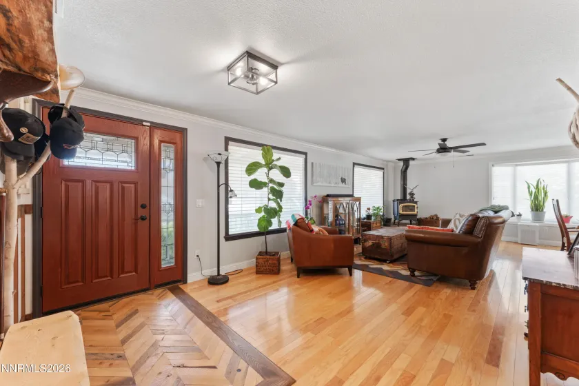 1406 Topaz, Gardnerville, Nevada 89460, 3 Bedrooms Bedrooms, ,2 BathroomsBathrooms,Residential,Residential,Topaz,260001613