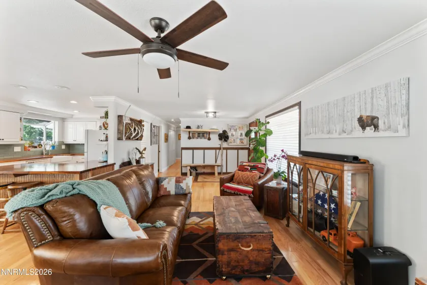 1406 Topaz, Gardnerville, Nevada 89460, 3 Bedrooms Bedrooms, ,2 BathroomsBathrooms,Residential,Residential,Topaz,260001613