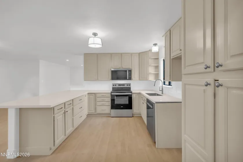 1954 Rio Tinto, Sparks, Nevada 89434, 3 Bedrooms Bedrooms, ,2 BathroomsBathrooms,Residential,Residential,Rio Tinto,260001620