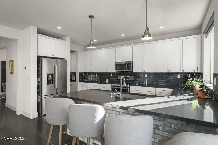 9769 Belville, Reno, Nevada 89521, 4 Bedrooms Bedrooms, ,3 BathroomsBathrooms,Residential,Residential,Belville,260001622