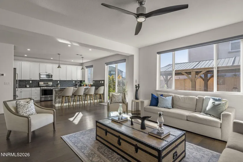 9769 Belville, Reno, Nevada 89521, 4 Bedrooms Bedrooms, ,3 BathroomsBathrooms,Residential,Residential,Belville,260001622