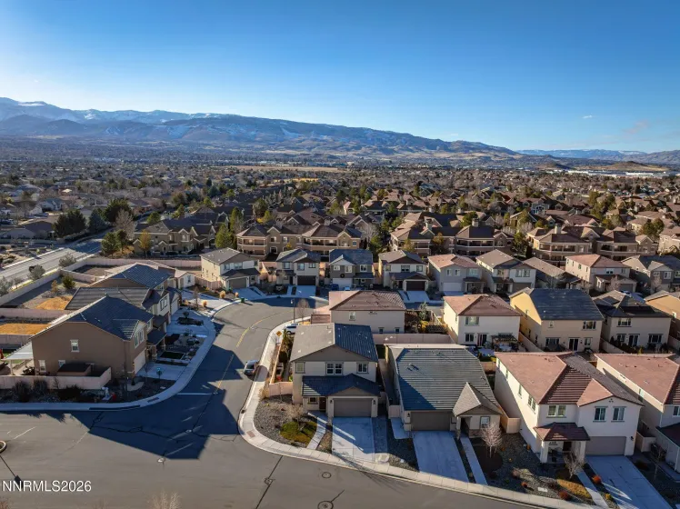 9769 Belville, Reno, Nevada 89521, 4 Bedrooms Bedrooms, ,3 BathroomsBathrooms,Residential,Residential,Belville,260001622