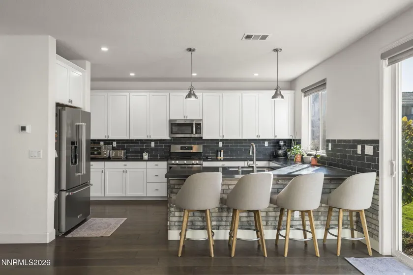 9769 Belville, Reno, Nevada 89521, 4 Bedrooms Bedrooms, ,3 BathroomsBathrooms,Residential,Residential,Belville,260001622
