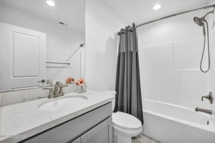 1356 Saltern, Carson City, Nevada 89706, 3 Bedrooms Bedrooms, ,3 BathroomsBathrooms,Residential,Residential,Saltern,260001624