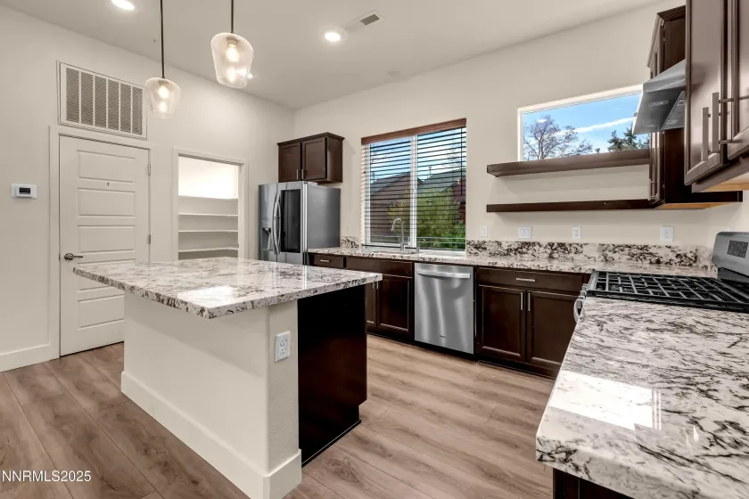 2562 River Hatchling, Reno, Nevada 89503, 3 Bedrooms Bedrooms, ,3 BathroomsBathrooms,Residential,Residential,River Hatchling,250057847